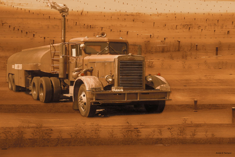 camion dans le désert001 imp.jpg